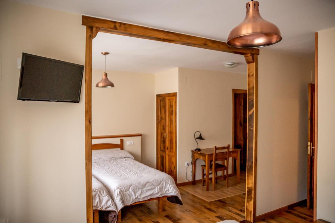 Hostal Restaurante Ventasierra Valdoré Kültér fotó