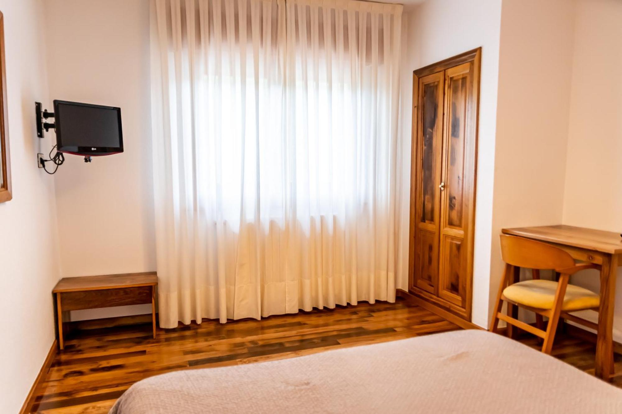 Hostal Restaurante Ventasierra Valdoré Kültér fotó
