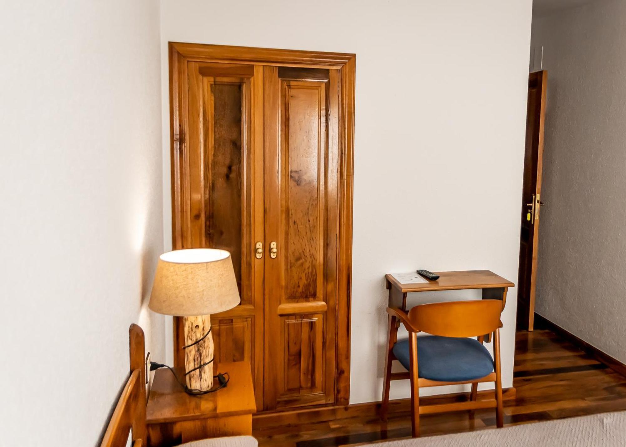 Hostal Restaurante Ventasierra Valdoré Kültér fotó
